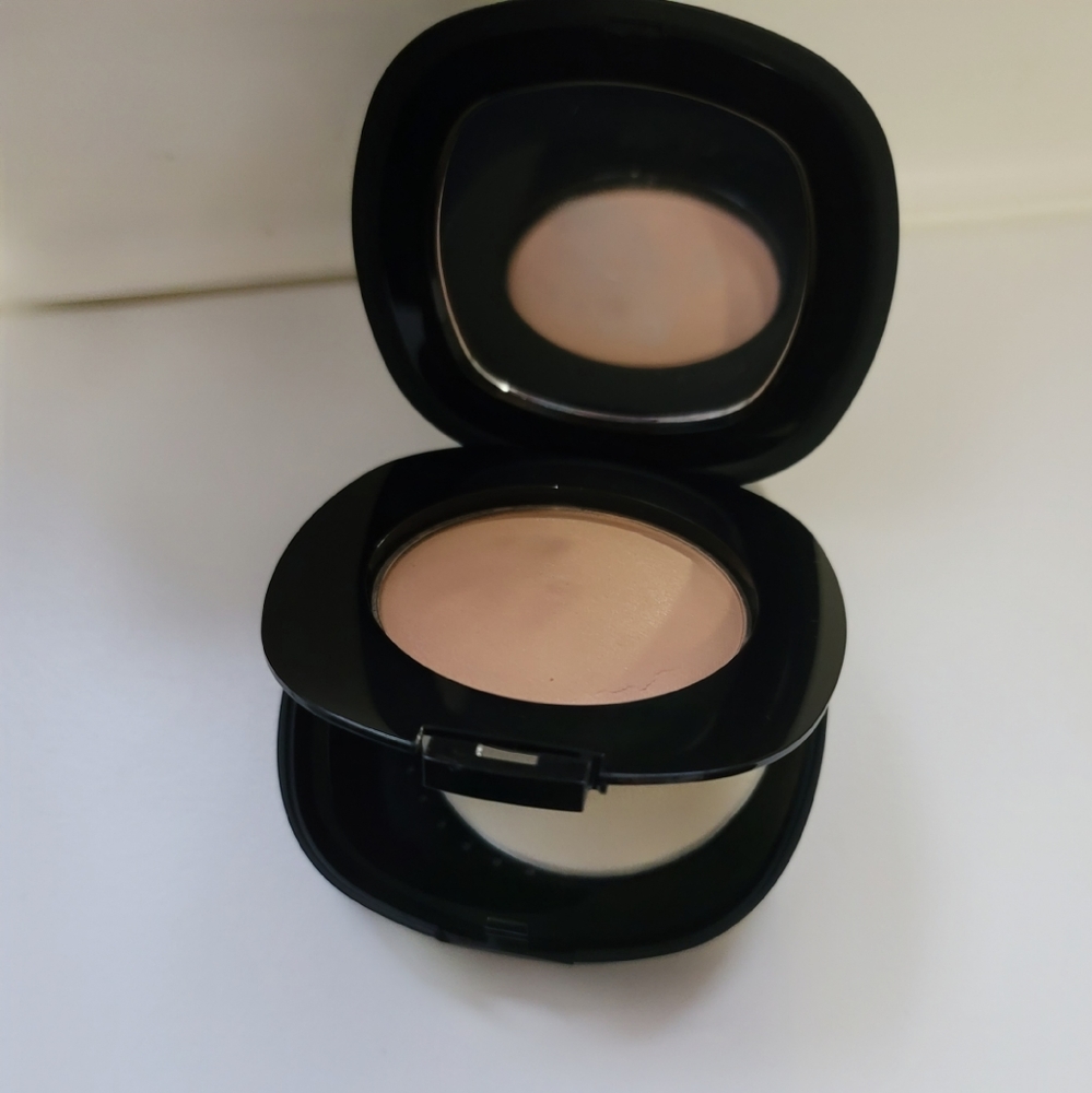 E.A. powder